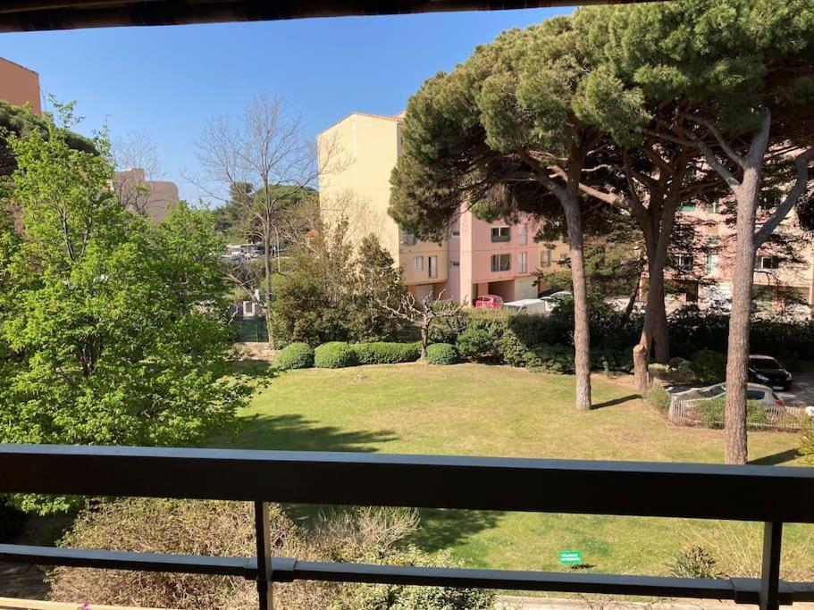 : T2 Au Port St Pierre Apartment