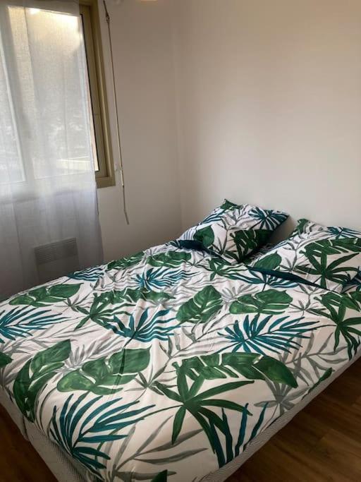 : T2 Au Port St Pierre Apartment *
